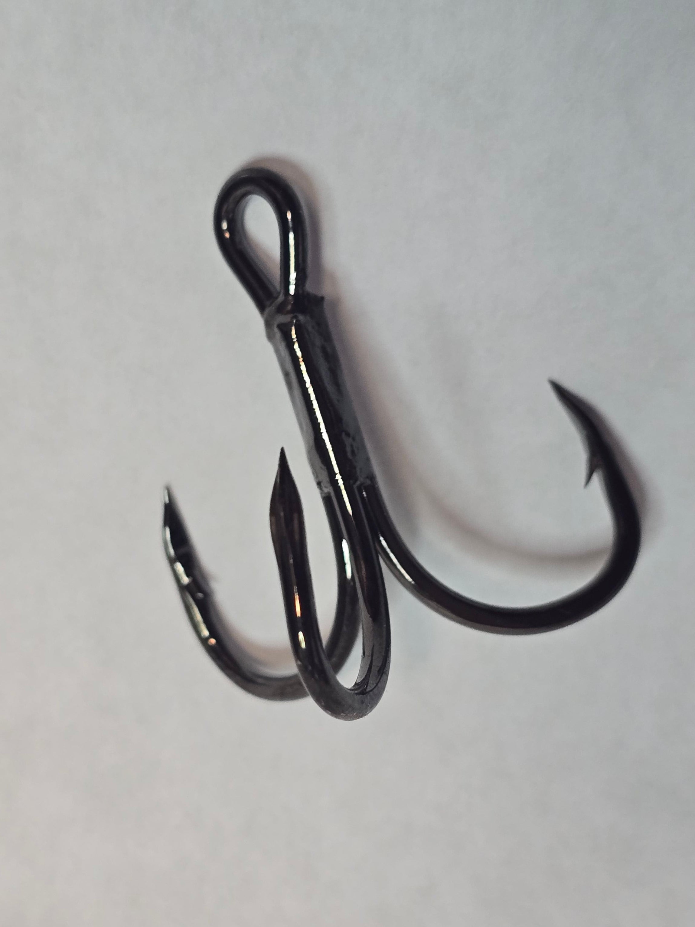 ROYAL Twisted Treble Hooks