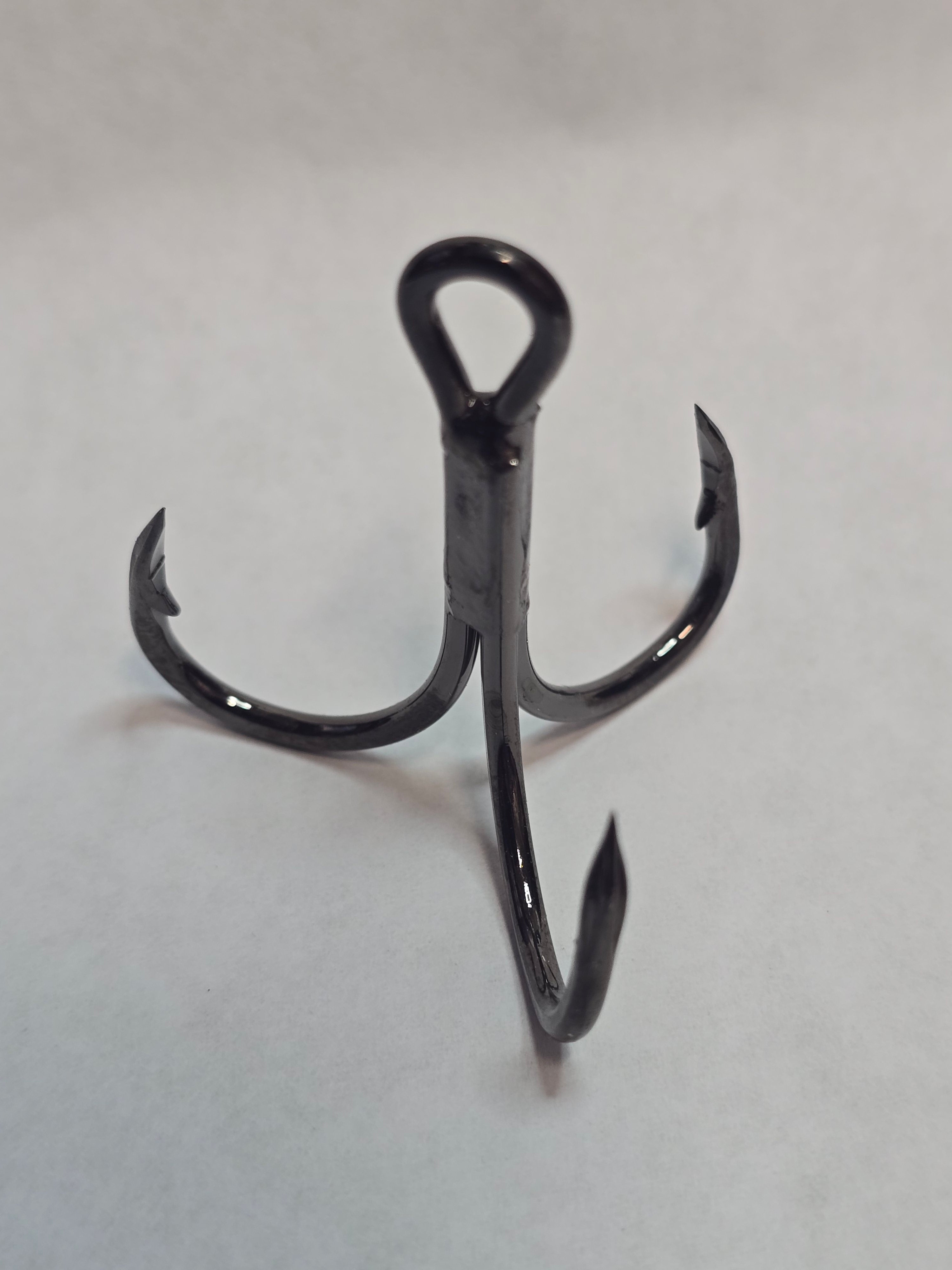 ROYAL Twisted Treble Hooks